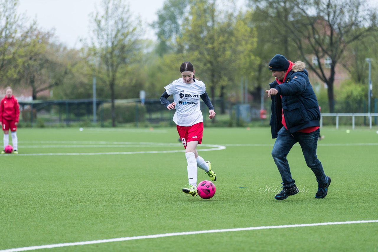 Bild 91 - wBJ SV Wahlstedt - TuS Tensfeld : Ergebnis: 0:0